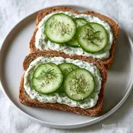 Dill Weed Cucumber Sandwiches: Creamy