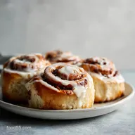 Cinnamon Rolls: The Ultimate Fluffy Cream Cheese Recipe