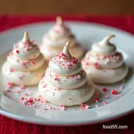 Peppermint Meringues Crisp Peppermint Meringue Kisses Easy Festive